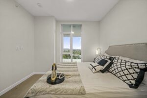 1704-7435 Cambie Street