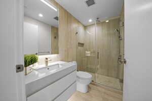 1704-7435 Cambie Street