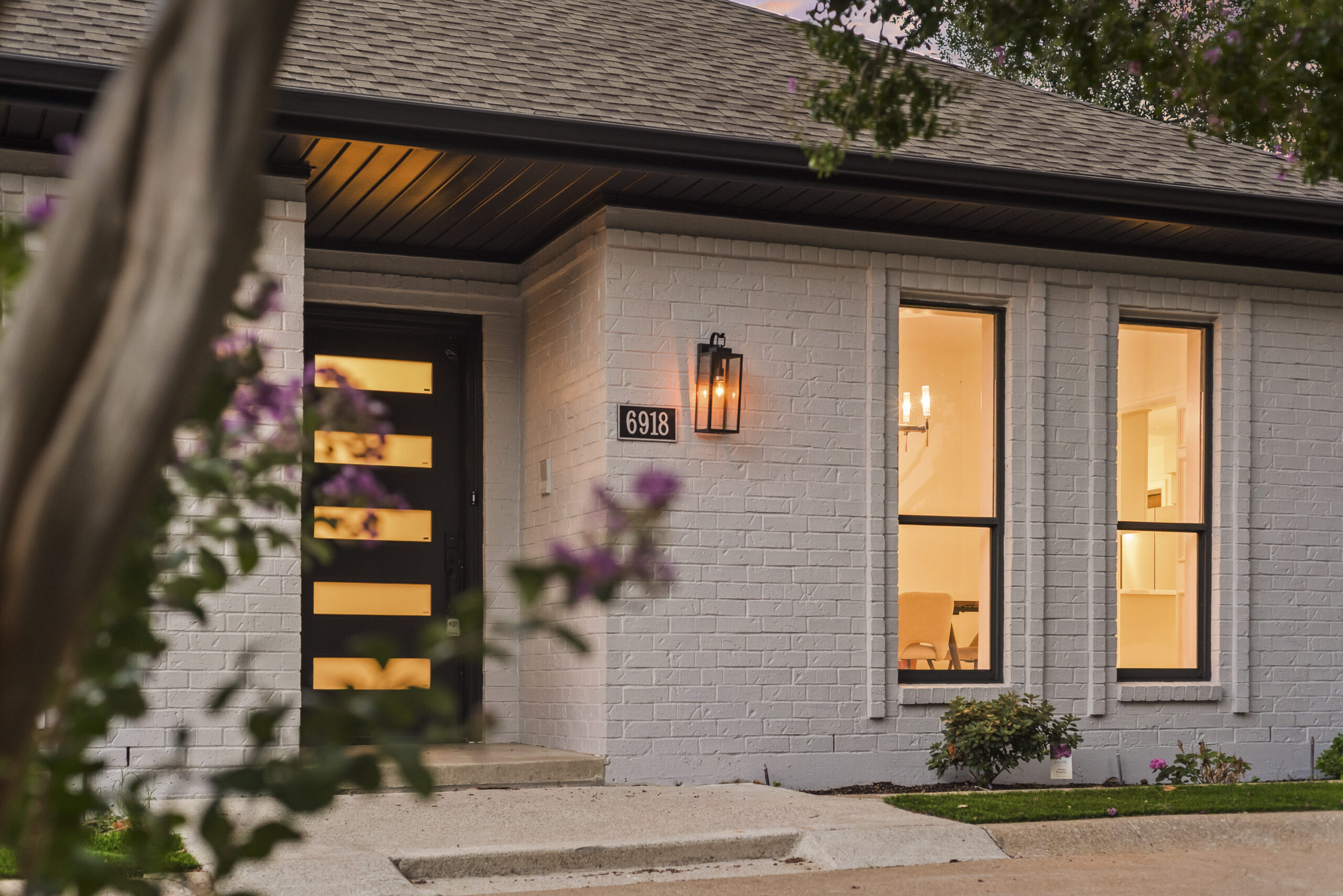 6918 Woodland Dr.